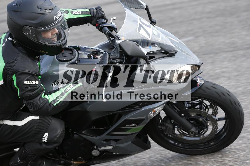 /Archiv-2025/09 22.04.2025 Cornu Master School ADR/gruen-vert/70